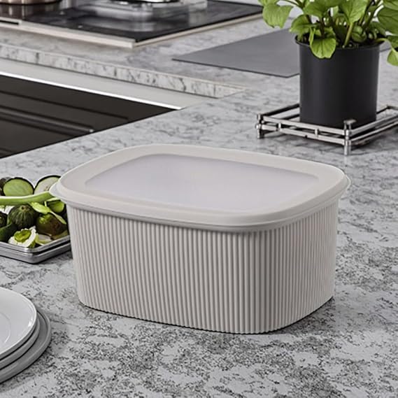 Kitchen Storage Container Plastic With Lid - 4 Pcs