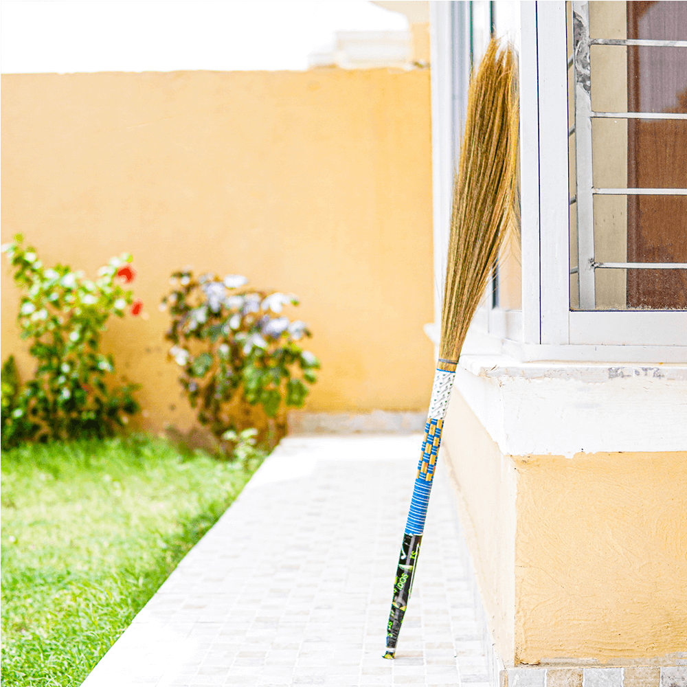 Phool Jhaaru – Extra Long Handle