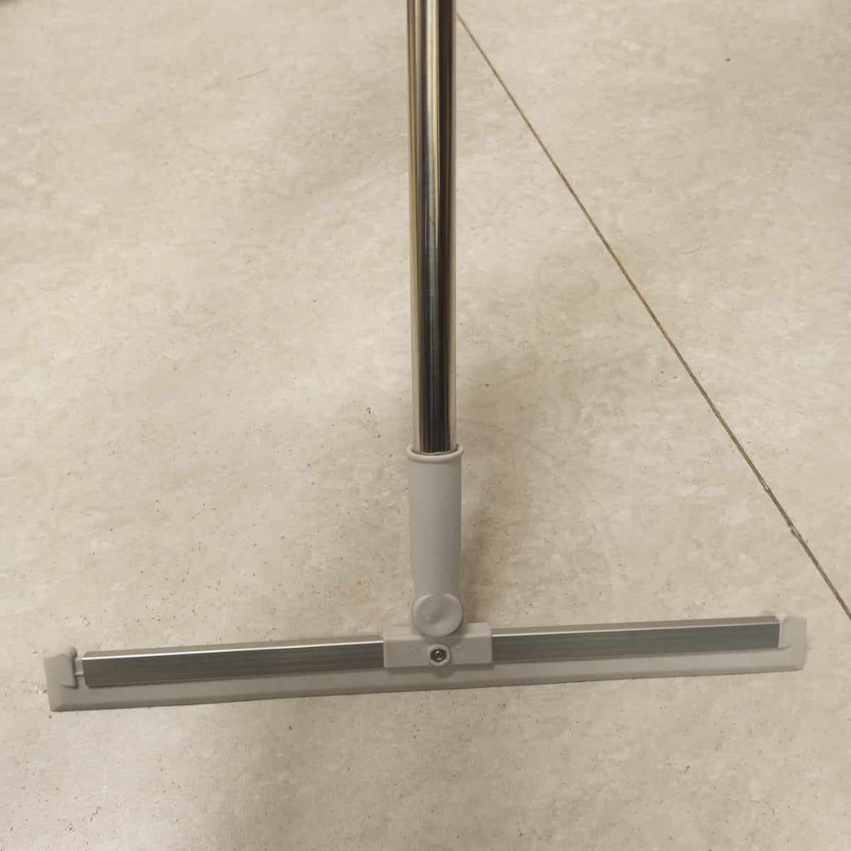 180° Rotatable Wiper with Telescopic Handle – Stainless Steel

Make cleaning effortless with the 180° Rotatable Wiper, designed for maximum reach and efficiency. Its adjustable telescopic handle and rotating head ensure you can clean every corner, even in high or hard-to-reach places. Built with stainless steel, this wiper is durable, sturdy, and long-lasting.

Features &amp; Benefits:

&nbsp;Dimensions: Blade Size Approx 20 Inches &amp; Approx 24 Inches

180° Rotating Head: Easily reaches corners and edges