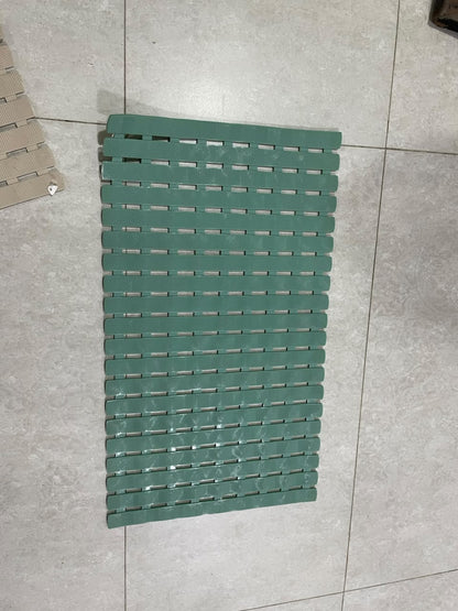 Shower Mat Non Slip Bath Mat With Suction for Tub and Shower Floor Mat, Machine Washable Bathtub Mat and Drain Holes, Soft Bathroom Accessories