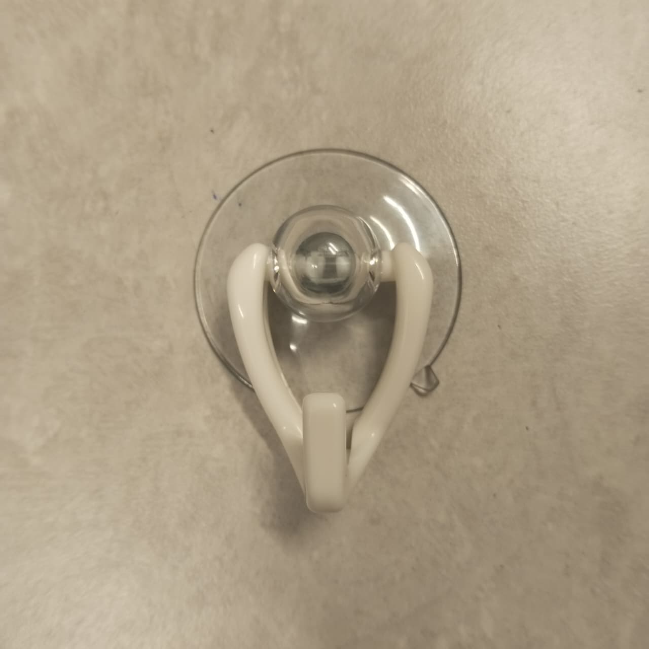 Single Hook with Suction