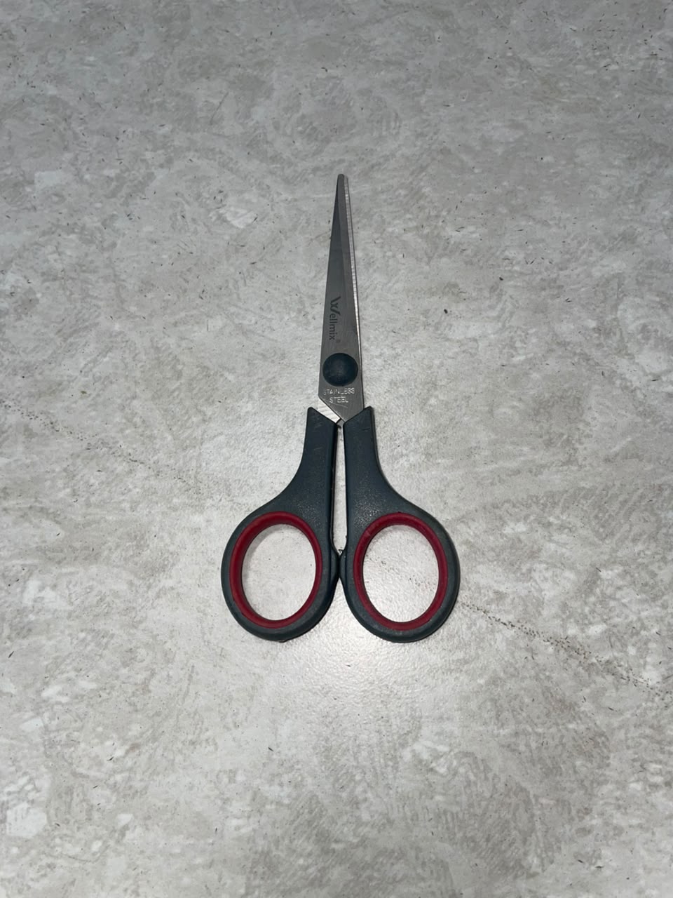 Scissor