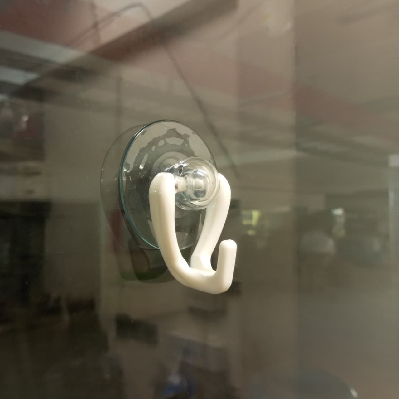 Single Hook with Suction