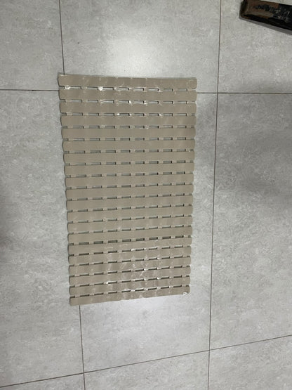 Shower Mat Non Slip Bath Mat With Suction for Tub and Shower Floor Mat, Machine Washable Bathtub Mat and Drain Holes, Soft Bathroom Accessories