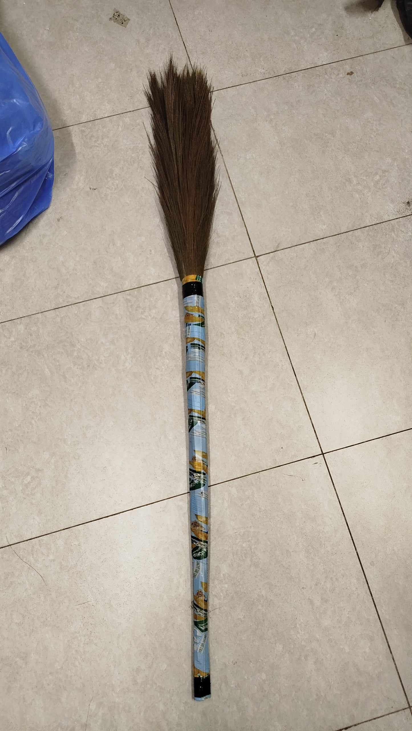 Black Premium Phool Jhaaru