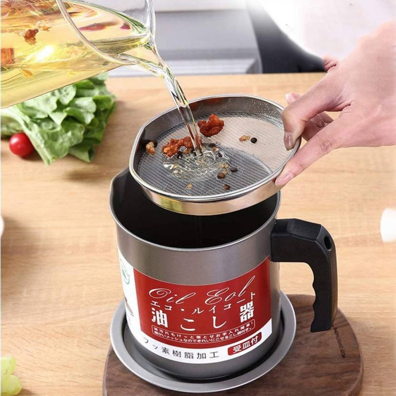 2 in 1 Oil Jug & Strainer 1.4 Liters